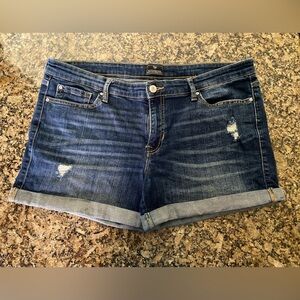 Gap Sexy Boyfriend Denim Shorts Blue Jeans Cuffed Women's 12/31